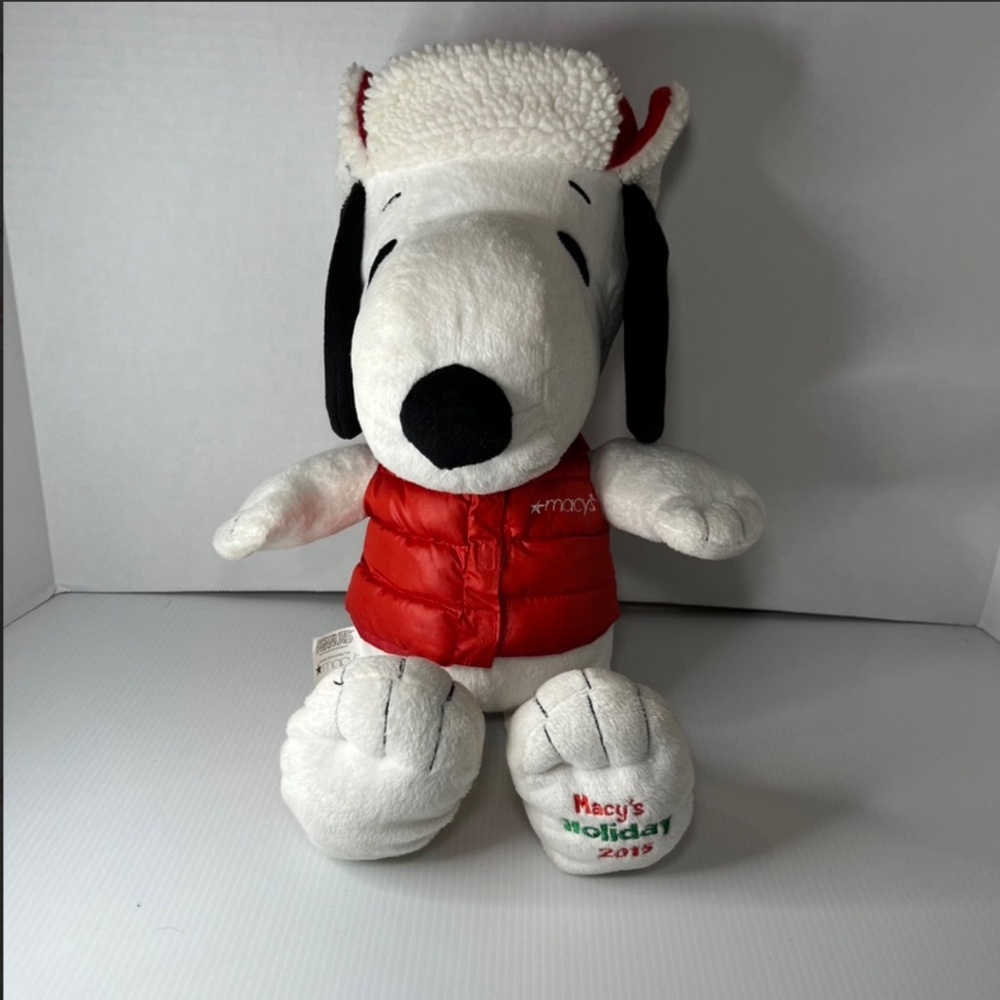 Snoopy Peanuts Macy's Holiday 2015 Christmas Plush Stuffed Red Vest 18"